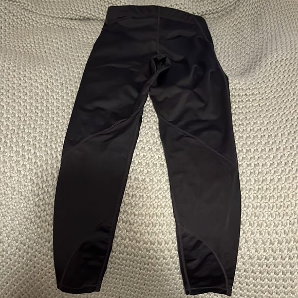 Nike.. nike pro Dri-Fit leggings. - Picture 2 of 3